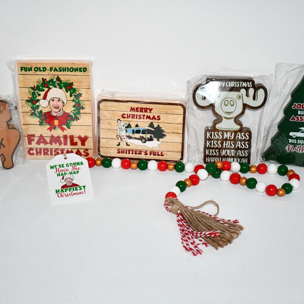Cheroloven Christmas Vacation Tiered Tray Decorations – Rustic Wooden Bead Garla